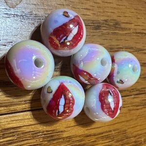 20 piece Rocky Horror Picture Show 16 mm luminous beads